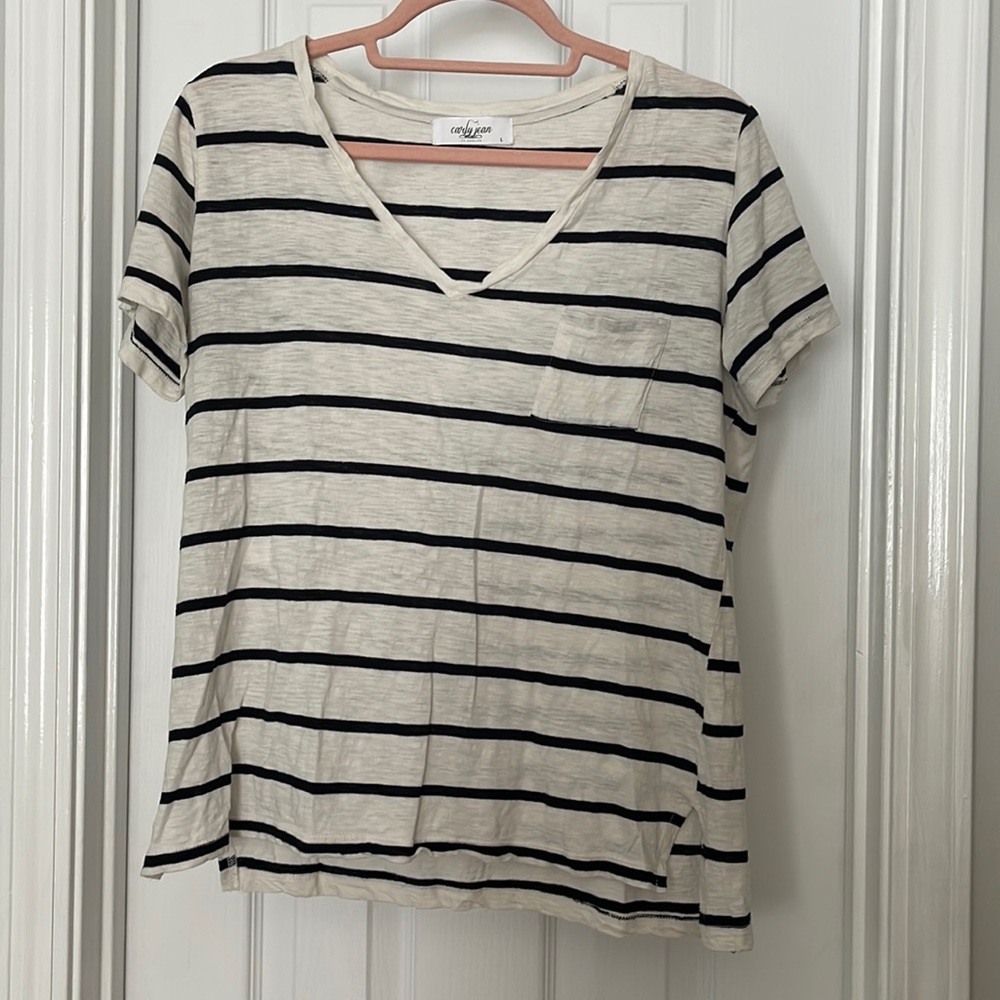 Carly Jean Los Angeles Tee